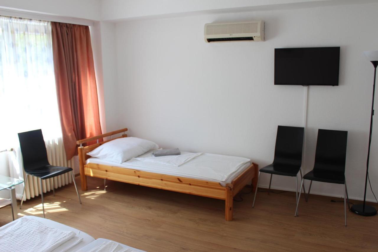 Hotel Tara Ньиредьхаза Экстерьер фото