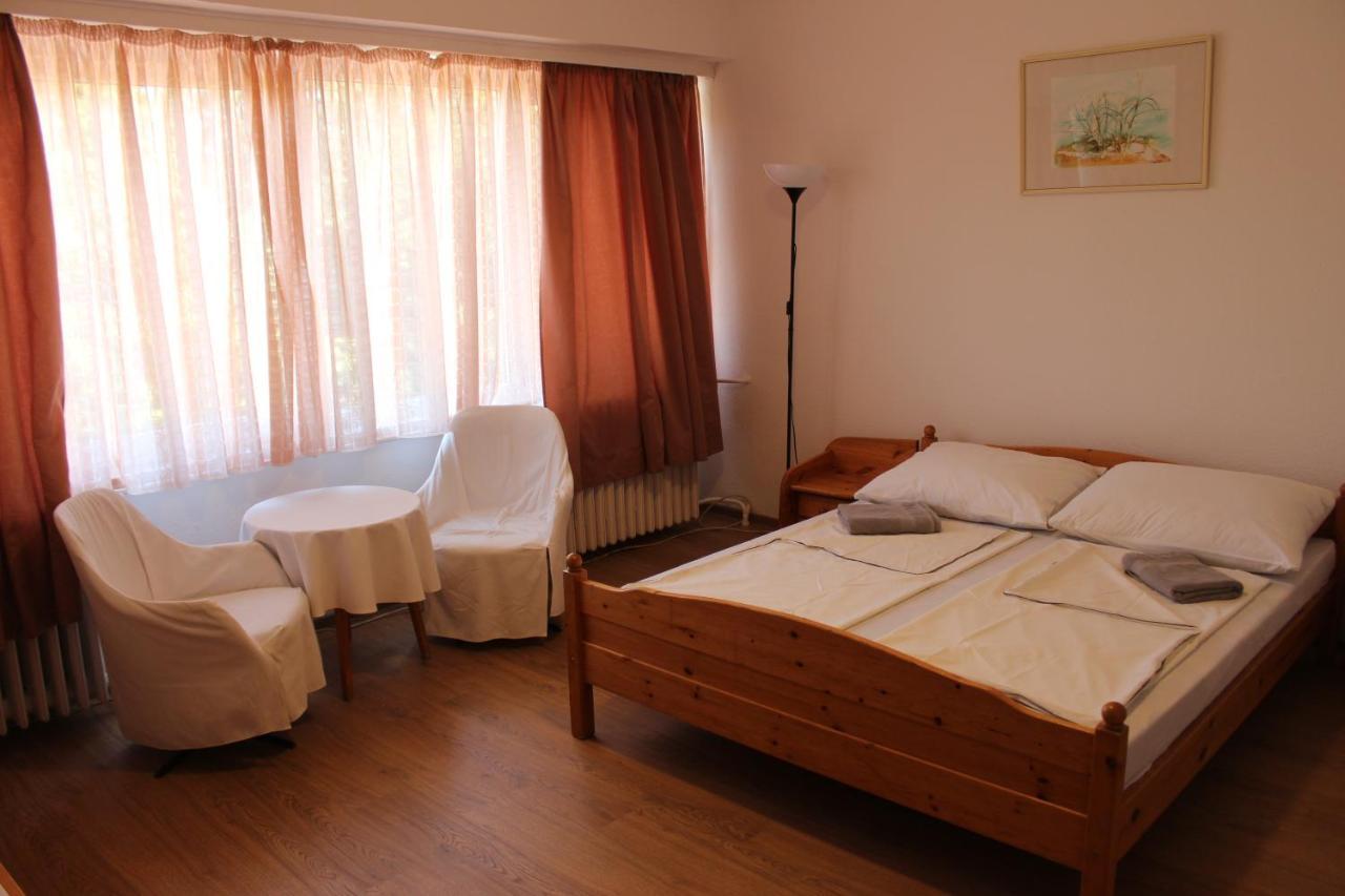 Hotel Tara Ньиредьхаза Экстерьер фото