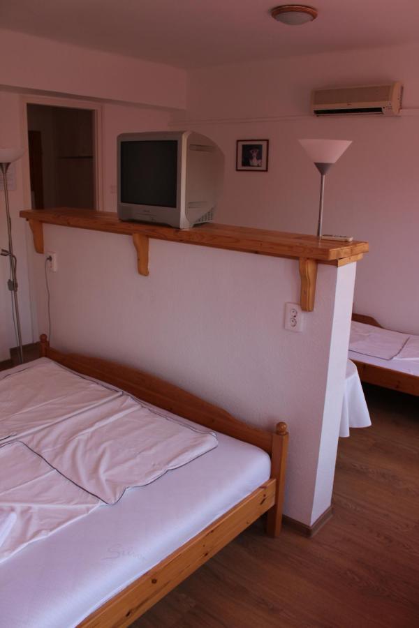 Hotel Tara Ньиредьхаза Экстерьер фото