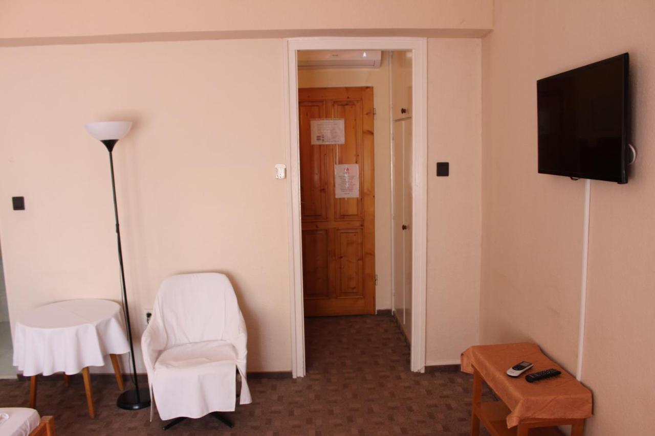 Hotel Tara Ньиредьхаза Экстерьер фото