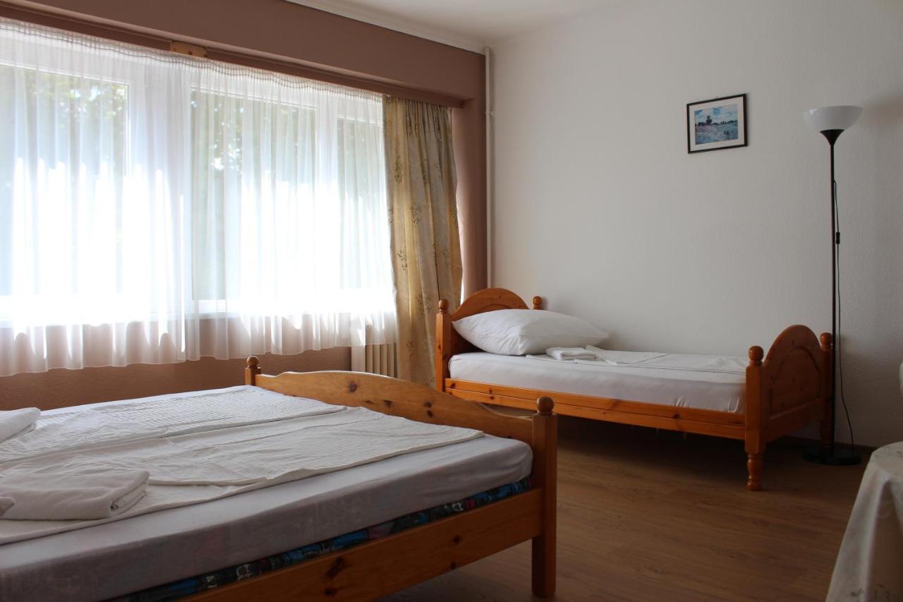 Hotel Tara Ньиредьхаза Экстерьер фото